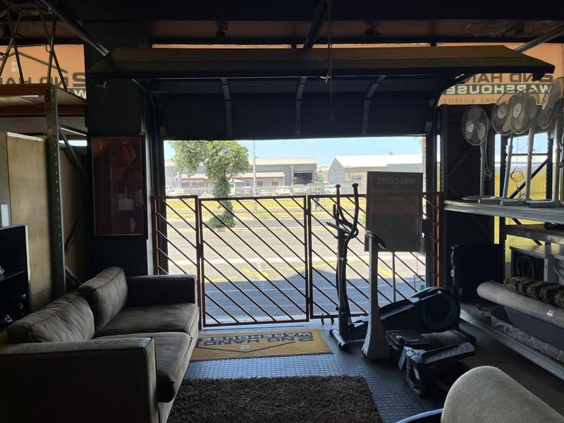 To Let commercial Property for Rent in Milnerton Central Western Cape